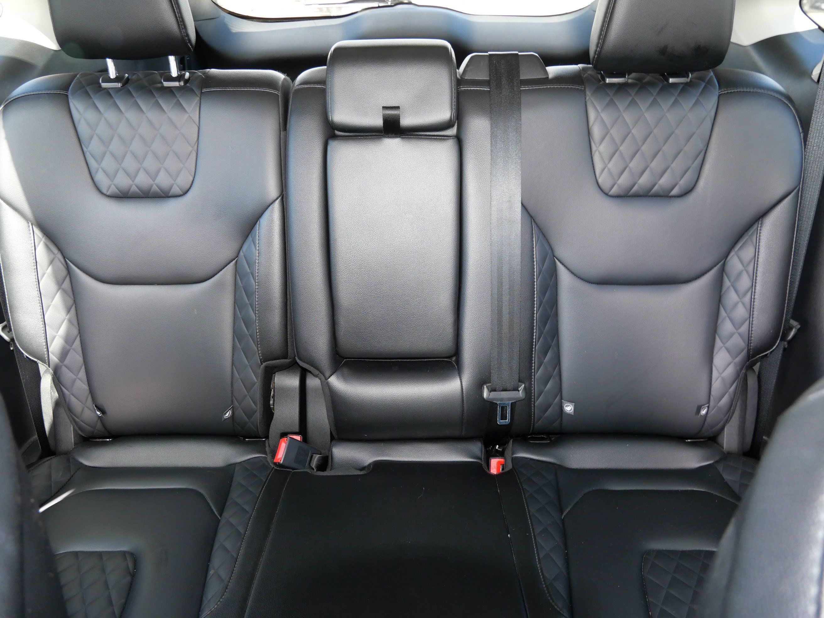 Certified 2024 Ford Edge Titanium AWD/4WD image 13