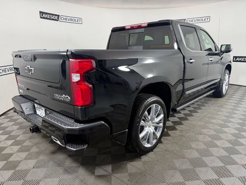 New 2026 Chevrolet Silverado 1500 High Country AWD/4WD image 6