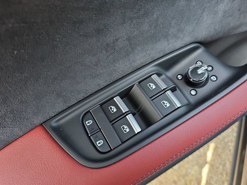 New 2026 Audi SQ7 Premium Plus AWD/4WD image 31