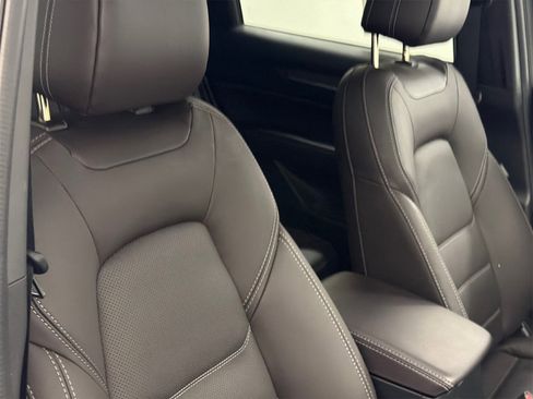 Used 2025 MAZDA CX-5 Signature image 12