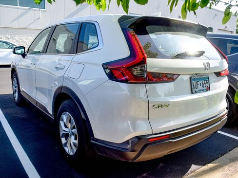 Used 2023 Honda CR-V LX image 18