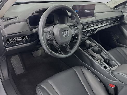 Certified 2024 Honda Accord EX-L image 9