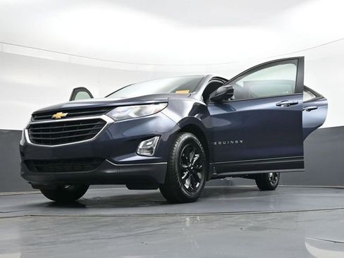 Used 2019 Chevrolet Equinox LS w/ LS Convenience Package image 46