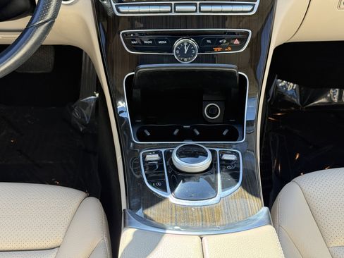 Used 2018 Mercedes-Benz C 300 Sedan w/ Parking Assist Package image 24