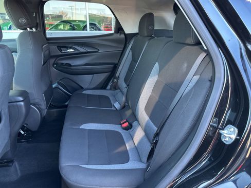 Used 2024 Chevrolet TrailBlazer LT w/ LT Cold Weather Package AWD/4WD image 14