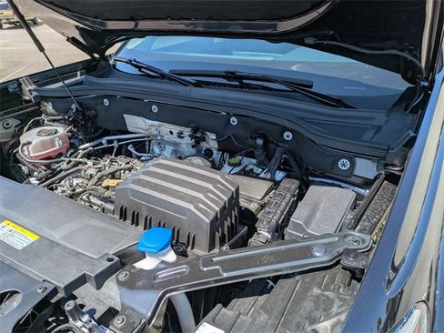 Used 2024 Volkswagen Atlas SE w/ Panoramic Sunroof Package image 35