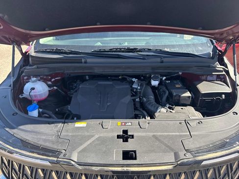 Used 2025 Kia Carnival EX image 80