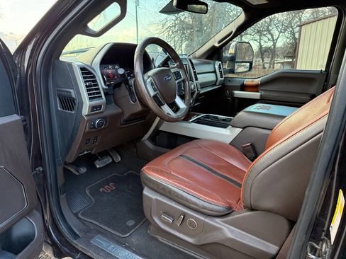 Used 2019 Ford F250 King Ranch w/ King Ranch Ultimate Package image 8