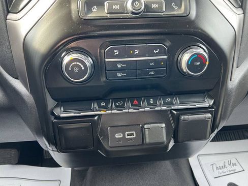 Used 2021 Chevrolet Silverado 1500 Custom AWD/4WD image 25