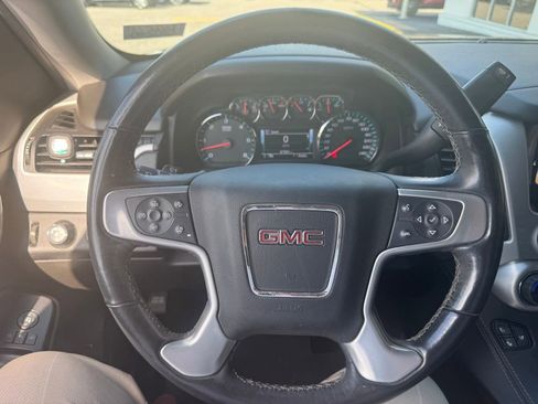 Used 2018 GMC Yukon SLT w/ Open Road Package AWD/4WD image 16