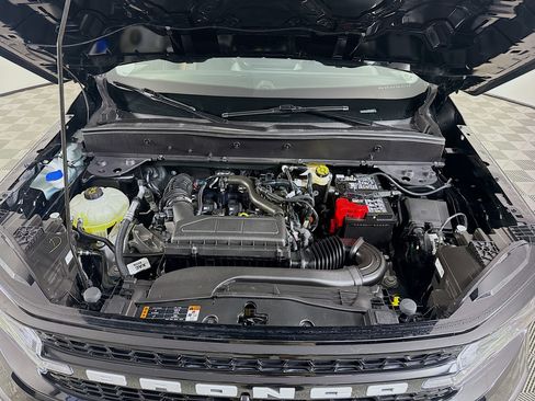 Used 2025 Ford Bronco Sport Outer Banks w/ Outer Banks Tech Package+ image 39