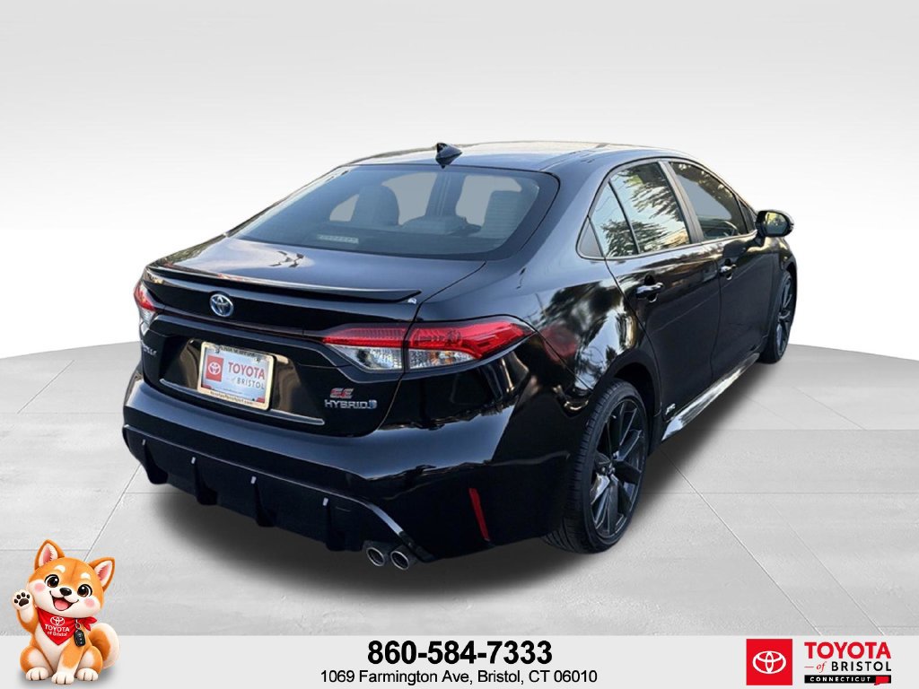 Used 2023 Toyota Corolla SE AWD/4WD image 7