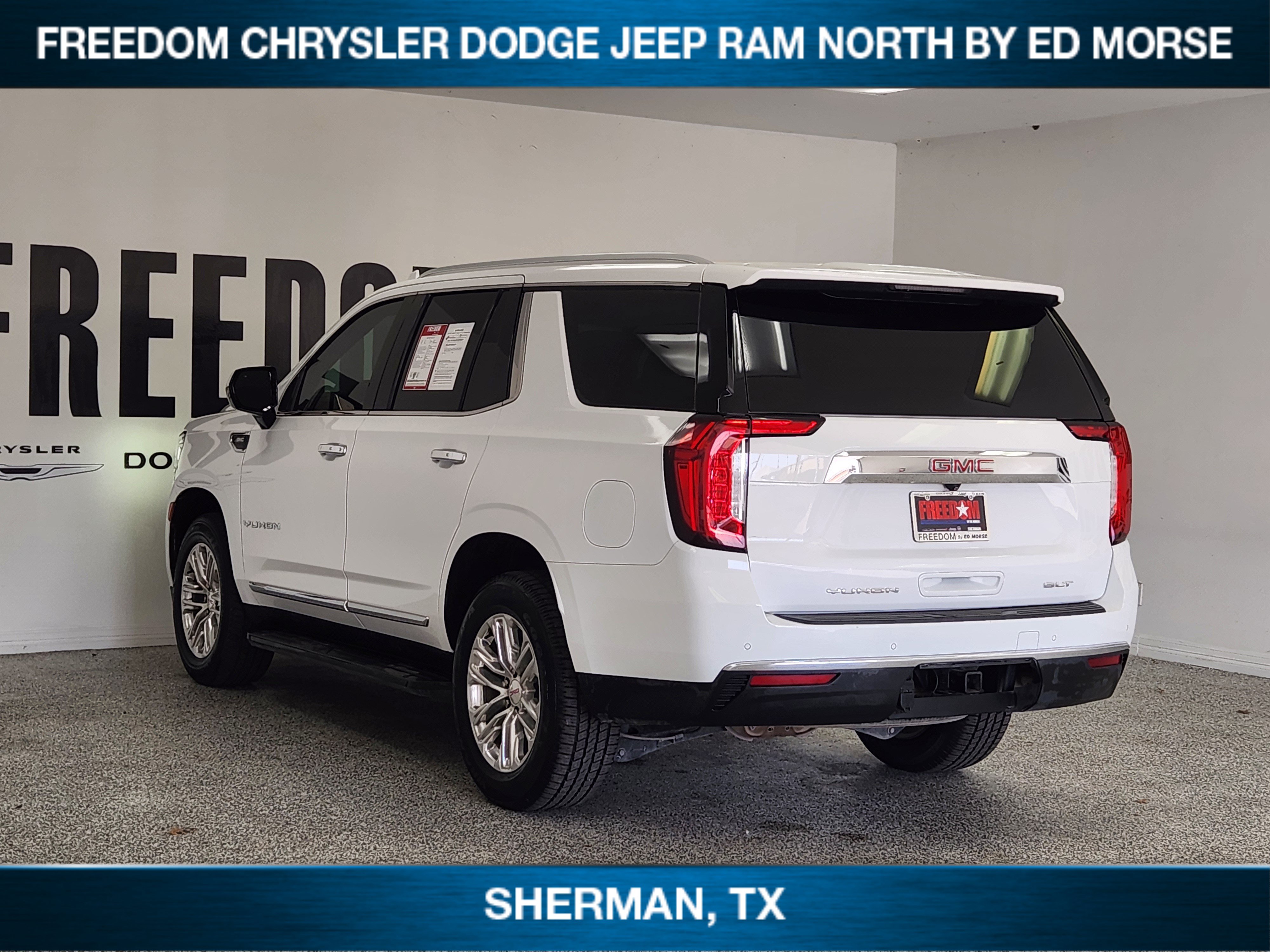 Used 2021 GMC Yukon SLT RWD image 3