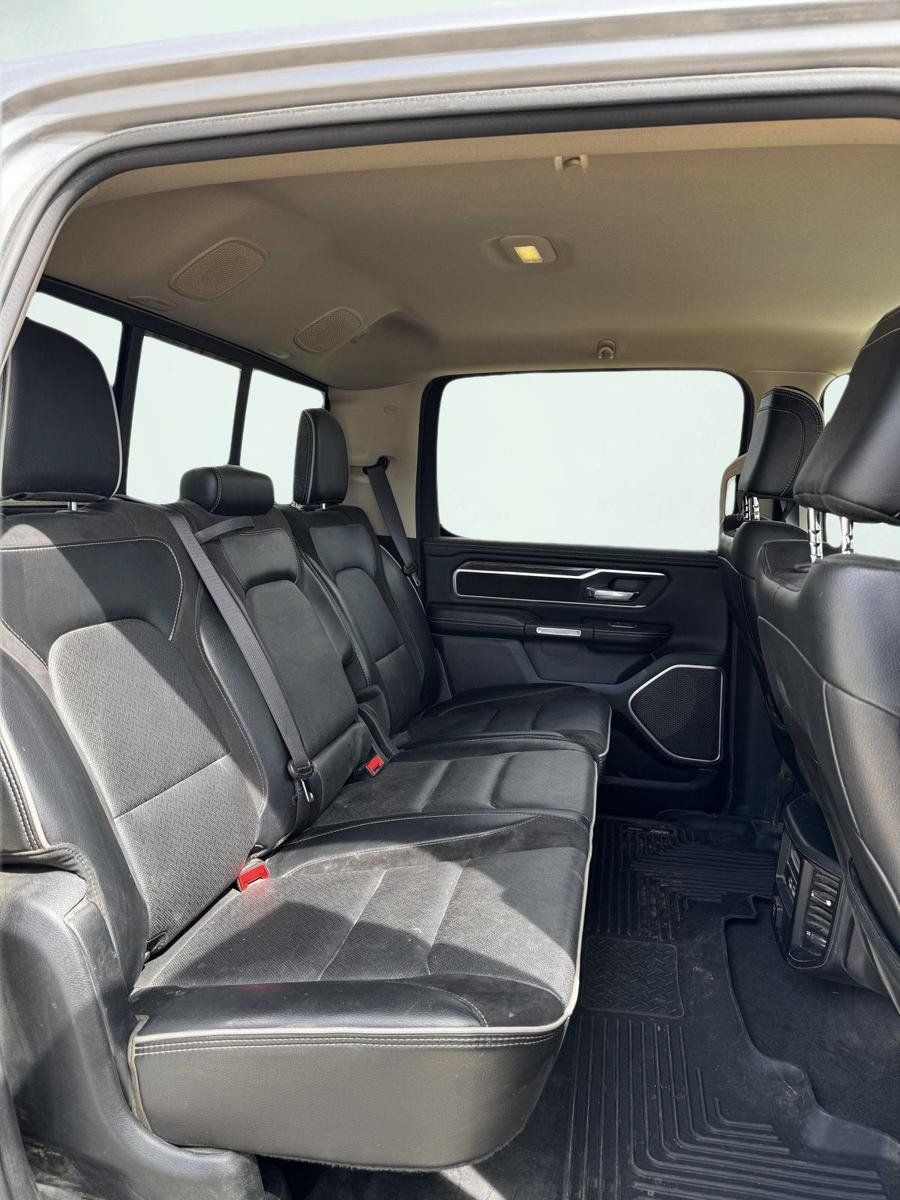 Used 2020 RAM 1500 Laramie AWD/4WD image 22