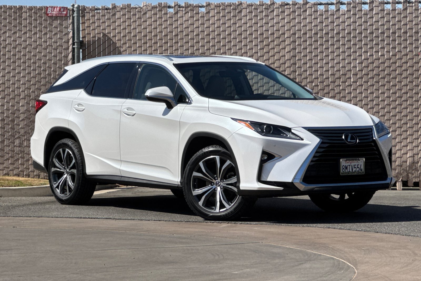 Used 2019 Lexus RX 350L FWD image 2