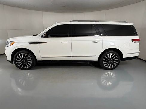 Used 2022 Lincoln Navigator L Black Label image 5