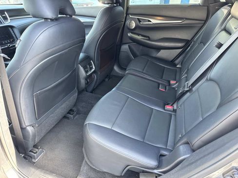 Used 2022 INFINITI QX55 Essential image 15