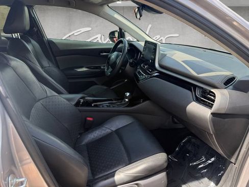Used 2020 Toyota C-HR Limited FWD image 25