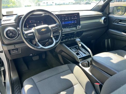 Used 2023 Chevrolet Colorado LT w/ LT Convenience Package RWD image 17
