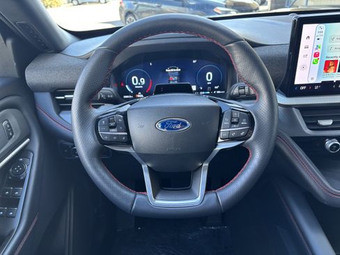 Used 2025 Ford Explorer ST-Line AWD/4WD image 13
