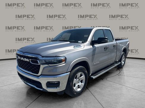 Used 2025 RAM 1500 Big Horn AWD/4WD image 1