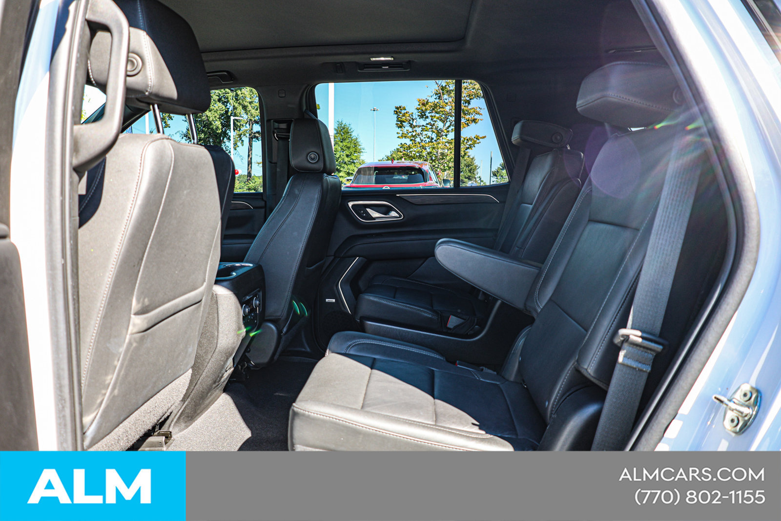 Used 2022 Chevrolet Tahoe LT w/ Luxury Package RWD image 18