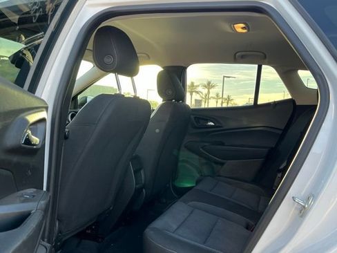 Used 2024 Chevrolet Trax LS image 9