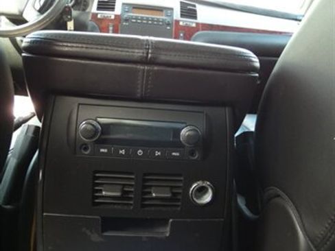 Used 2007 Cadillac Escalade EXT w/ Climate Package AWD/4WD image 44