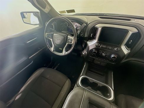 Used 2021 Chevrolet Silverado 1500 RST image 9