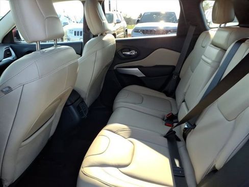 Used 2017 Jeep Cherokee Limited w/ Trailer Tow Group image 26