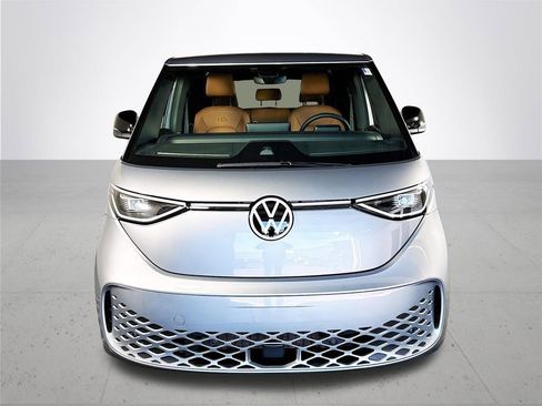 New 2025 Volkswagen ID. Buzz Pro S image 3
