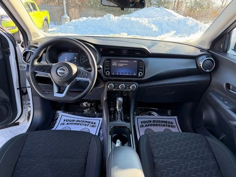Certified 2024 Nissan Kicks SV image 24