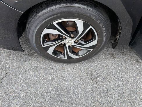 Used 2017 Honda Accord LX image 34