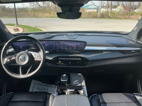 Used 2025 Buick Enclave Avenir w/ Super Cruise Package AWD/4WD image 20