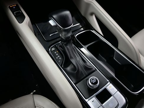 Used 2024 Kia Telluride S w/ S Sunroof Package FWD image 24