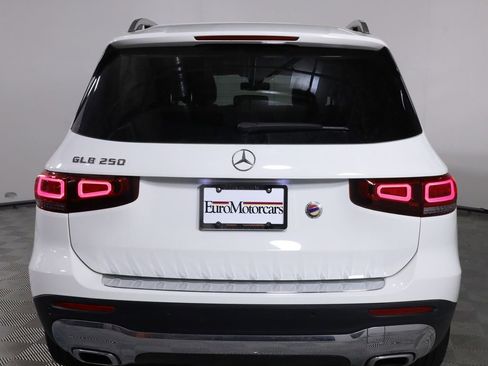 Used 2023 Mercedes-Benz GLB 250 image 5