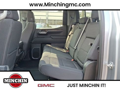 Used 2023 Chevrolet Silverado 1500 RST AWD/4WD image 26