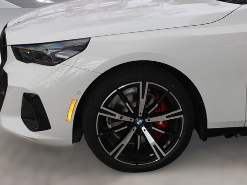 New 2026 BMW 530i w/ M Sport Package image 12