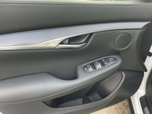 Used 2025 INFINITI QX50 Pure image 14