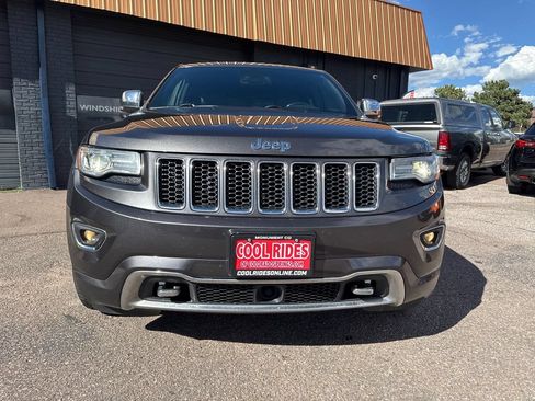 Used 2014 Jeep Grand Cherokee Overland w/ Advanced Technology Group AWD/4WD image 9