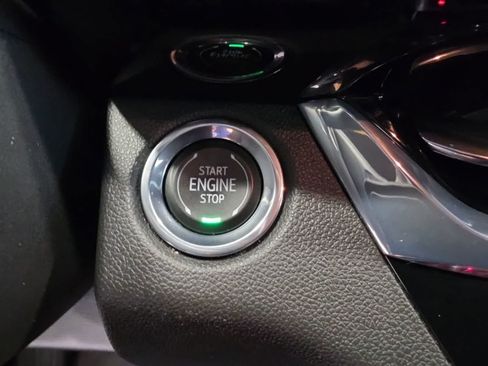 Used 2024 Buick Envista Sport Touring w/ Convenience I Package FWD image 22