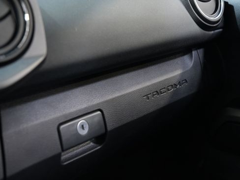 Used 2017 Toyota Tacoma TRD Pro image 48