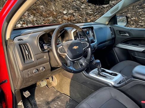 Used 2016 Chevrolet Colorado LT w/ LT Convenience Package image 11