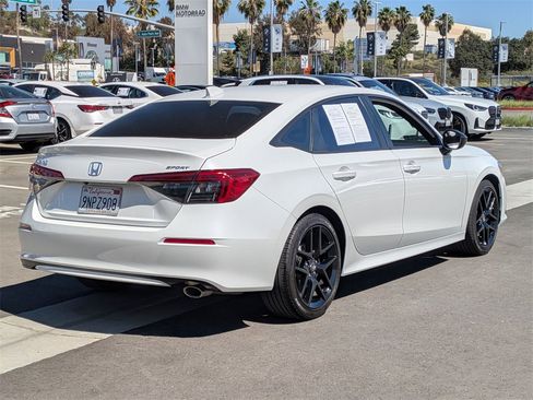 Used 2024 Honda Civic Sport image 6