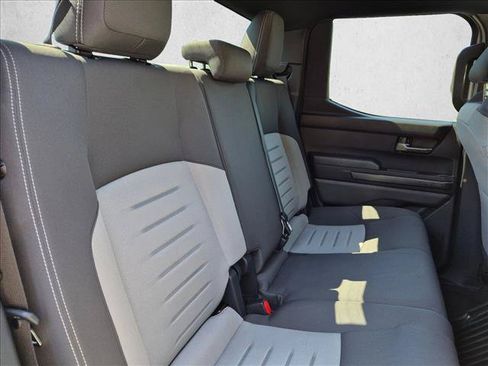 Certified 2025 Toyota Tacoma TRD Sport AWD/4WD image 18