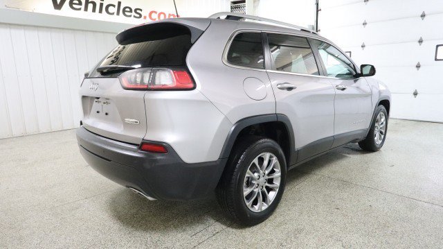 Used 2020 Jeep Cherokee Latitude Plus w/ Comfort/Convenience Group FWD image 6
