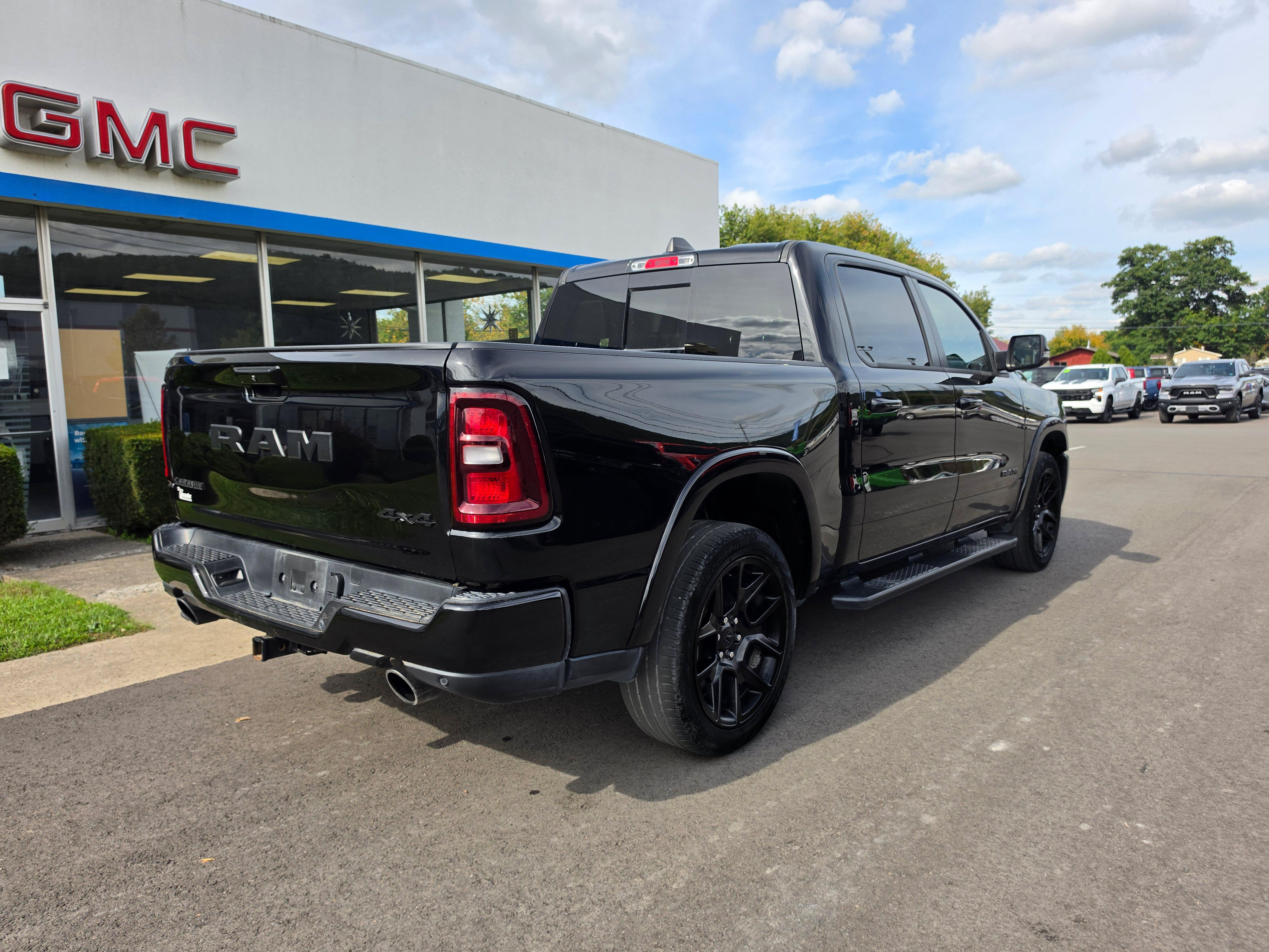 Used 2025 RAM 1500 Laramie w/ Night Edition AWD/4WD image 3