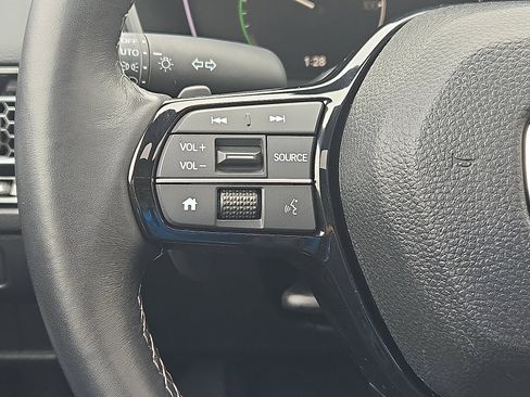 Certified 2025 Honda Civic Sport image 21