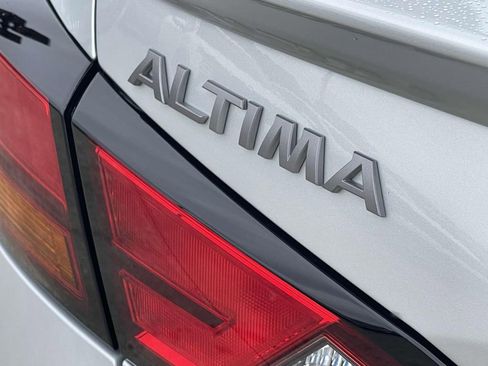 New 2025 Nissan Altima 2.5 SV w/ SV Special Edition Package image 8