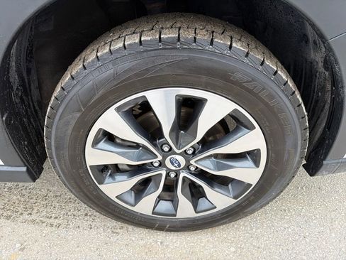 Certified 2023 Subaru Outback Limited XT image 21